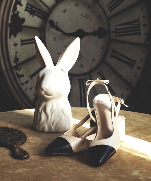 TOCCA(トッカ)の「COLOR BLOCK SLINGBACK SANDALS サンダル(サンダル・レディース・ブラック系/ベージュ系・38/36/37/35)」の22枚目の写真