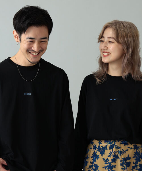 BEAMS(ビームス)の「BEAMS / ミニロゴ ロングスリーブ Tシャツ(Tシャツ/カットソー・メンズ・ホワイト/ブラック/ベージュ・SMALL/MEDIUM/LARGE/X-LARGE)」の13枚目の写真