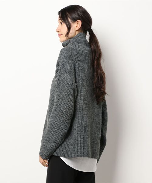 RODEO CROWNS WIDE BOWL（ロデオクラウンズワイドボウル）の「レイヤードハイネックニットトップス（ニット/セーター・レディース・ブラック/ベージュ/サックスブルー・FREE）」の4枚目の写真