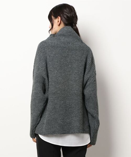 RODEO CROWNS WIDE BOWL（ロデオクラウンズワイドボウル）の「レイヤードハイネックニットトップス（ニット/セーター・レディース・ブラック/ベージュ/サックスブルー・FREE）」の5枚目の写真