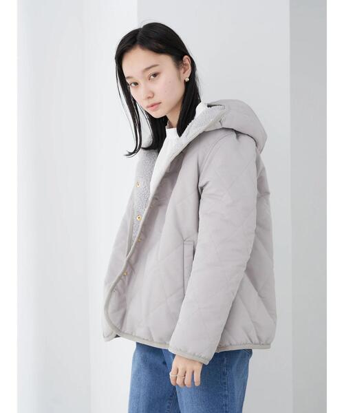 earth music&ecology(アースミュージックアンドエコロジー)の「キルティング&ボアリバーシブルフードコート*(MA-1・レディース・ブラック/ライトグレー/カーキ・L/M)」の13枚目の写真