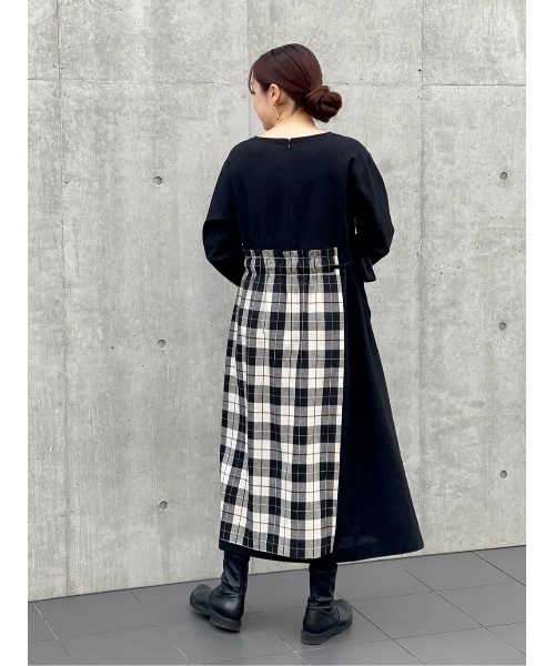 BEARDSLEY（ビアズリー）の「チェック生地がドッキング ラップスカート付ワンピース（ワンピース・レディース・ブラック・FREE）」の13枚目の写真