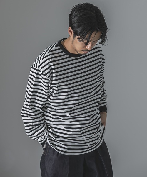 URBAN RESEARCH（アーバンリサーチ）の「ナローボーダーロングスリーブTシャツ（Tシャツ/カットソー・メンズ・ブラック系その他/グリーン系その他/レッド系その他・SMALL/MEDIUM/LARGE）」の2枚目の写真