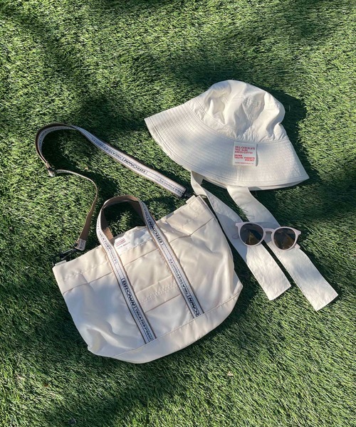 DISCOAT（ディスコート）の「【BROWN THEATRE PRODUCTS】別注トートバッグ（トートバッグ・レディース・ブラック/アイボリー・FREE）」の19枚目の写真