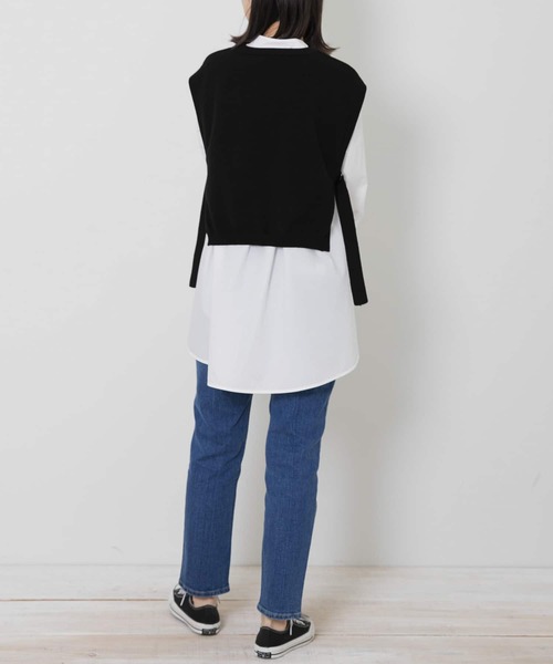 URBAN RESEARCH Sonny Label（アーバンリサーチサニーレーベル）の「『一部WEB限定カラー』ニットベストxフレアシャツレイヤーSET2（シャツ/ブラウス・レディース・ブラック/ライトグレー/ネイビー/チャコールグレー・FREE）」の5枚目の写真