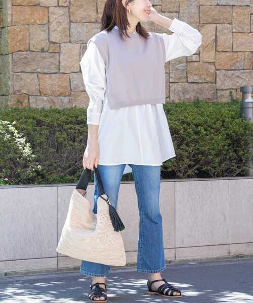 URBAN RESEARCH Sonny Label（アーバンリサーチサニーレーベル）の「『一部WEB限定カラー』ニットベストxフレアシャツレイヤーSET2（シャツ/ブラウス・レディース・ブラック/ライトグレー/ネイビー/チャコールグレー・FREE）」の22枚目の写真