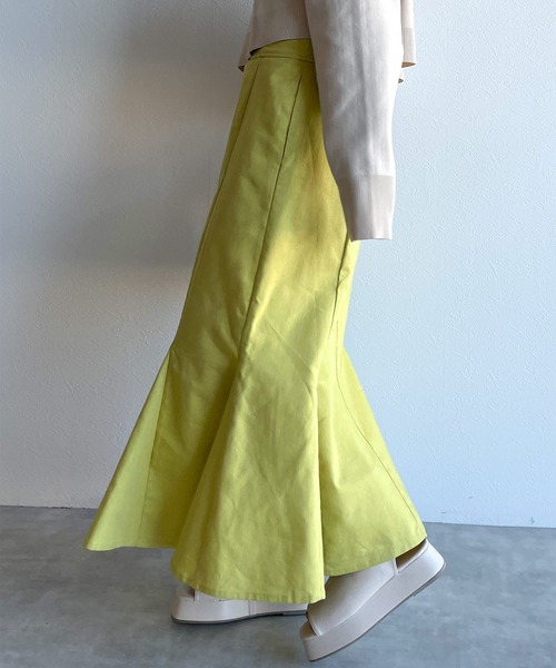 w closet（ダブルクローゼット）の「ハイウエストマーメイドスカート（スカート・レディース・ライトベージュ/ライム/スミクロ・FREE）」の13枚目の写真