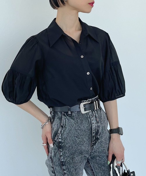 PAGEBOY（ページボーイ）の「シアーギャザーシャツ（シャツ/ブラウス・レディース・ブラック/オフホワイト/ブルー/グレイッシュベージュ・FREE）」の10枚目の写真