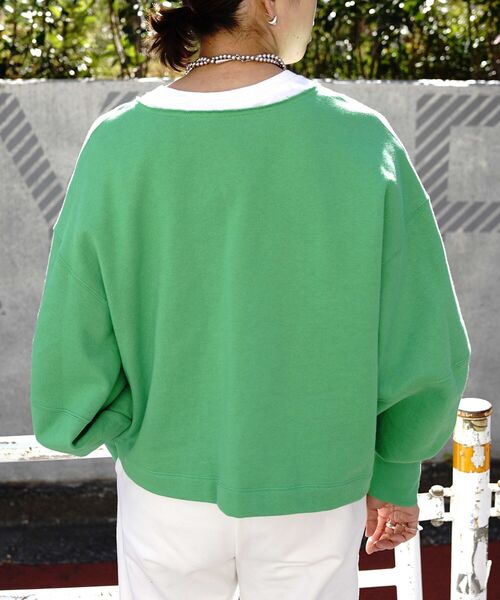 CLOCHE（クロシェ）の「CLOCHE (クロシェ)　Vネックスウェット /21085022（スウェット・レディース・ホワイト/ベージュ/グリーン/ブラック・FREE）」の16枚目の写真