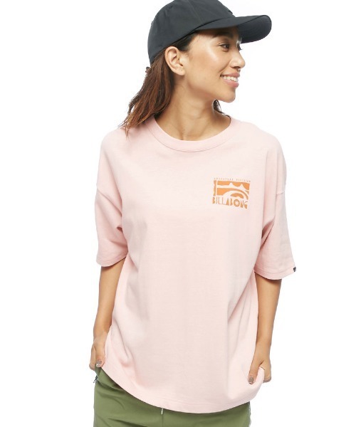 BILLABONG(ビラボン)の「BILLABONG レディース 【A/Div.】 ADIV SS TEE Tシャツ 【2022年春夏モデル】/ビラボン半袖Tシャツ(Tシャツ/カットソー・レディース・オリーブ/オフホワイト/ピンク・MEDIUM/LARGE)」の13枚目の写真