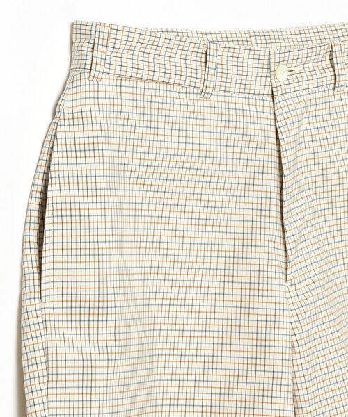 BEAMS PLUS(ビームスプラス)の「BEAMS PLUS / プレーンフロント タッタソールチェック ショーツ(その他パンツ・メンズ・グリーン系その他/イエロー系その他・SMALL/MEDIUM/LARGE/X-LARGE)」の17枚目の写真
