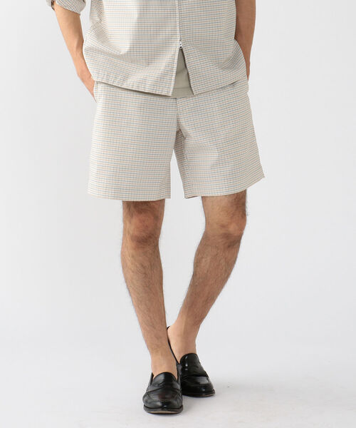 BEAMS PLUS(ビームスプラス)の「BEAMS PLUS / プレーンフロント タッタソールチェック ショーツ(その他パンツ・メンズ・グリーン系その他/イエロー系その他・SMALL/MEDIUM/LARGE/X-LARGE)」の1枚目の写真