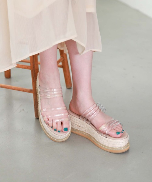 archives（アルシーヴ）の「厚底ミュールサンダル（サンダル・レディース・ブラック/クリア・MEDIUM/LARGE）」の2枚目の写真