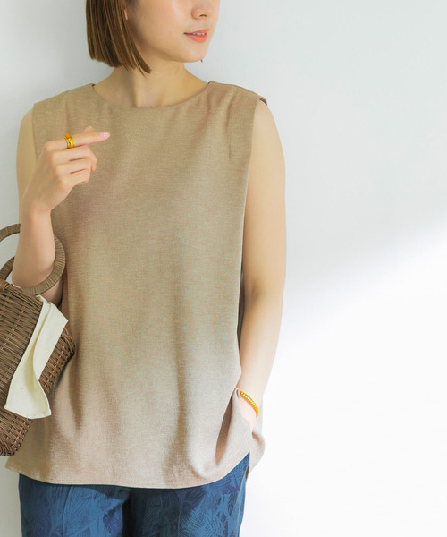 URBAN RESEARCH（アーバンリサーチ）の「リネンライクタックブラウス（シャツ/ブラウス・レディース・ブラック/ベージュ/グリーン・38/36）」の8枚目の写真