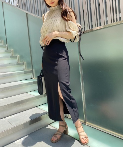 one after another NICE CLAUP(ワンアフターアナザーナイスクラップ)の「肩リボンマルチウェイブラウス(シャツ/ブラウス・レディース・ドット/オフホワイト/ブラック/ピンク系その他・FREE)」の12枚目の写真