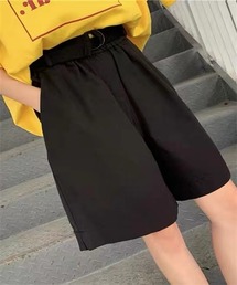 ベルト付けショートパンツ
