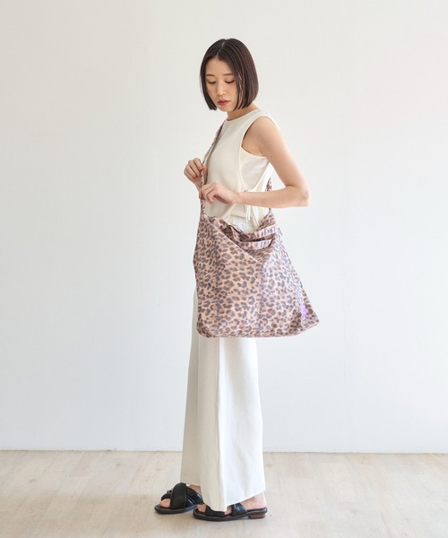 PR01.(ピーアールワン)の「「N/ordinary」CRUMPLE 3WAY SHOULDER (NRD-001LEO)(ショルダーバッグ・メンズ・レオパード・FREE)」の8枚目の写真