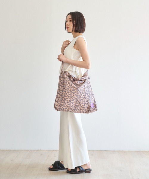 PR01.(ピーアールワン)の「「N/ordinary」CRUMPLE 3WAY SHOULDER (NRD-001LEO)(ショルダーバッグ・メンズ・レオパード・FREE)」の7枚目の写真