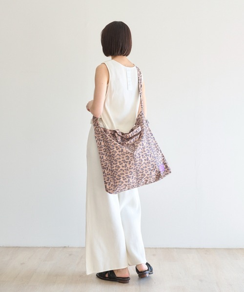 PR01.(ピーアールワン)の「「N/ordinary」CRUMPLE 3WAY SHOULDER (NRD-001LEO)(ショルダーバッグ・メンズ・レオパード・FREE)」の6枚目の写真