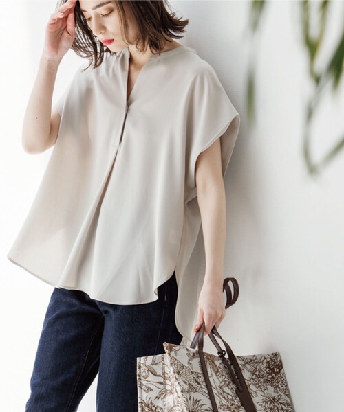 OPAQUE.CLIP(オペークドットクリップ)の「◆ウーリッシュドライストレッチ パールボタンスキッパーブラウス【WEB限定カラー・サイズ】(シャツ/ブラウス・レディース・ブラック/レンガ/オフホワイト/ライトベージュ/ブラウン系その他/ブルー系7・38/42/40/36)」の9枚目の写真