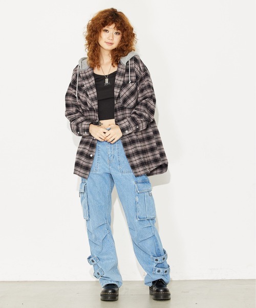 X-girl(エックスガール)の「OLD ENGLISH LOGO PLATE NECKLACE(ネックレス・レディース・シルバー/ゴールド・ONE SIZE)」の12枚目の写真