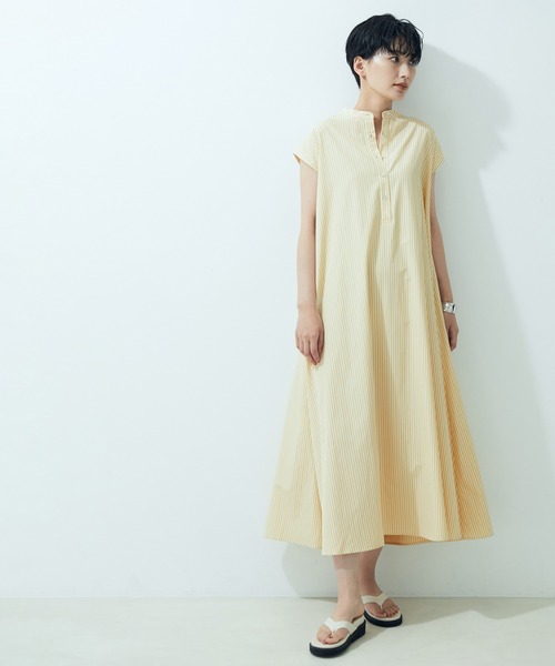 SALON adam et rope'（サロン アダム エ ロペ）の「【WEB限定】バンドカラーストライプフレンチスリーブワンピース（シャツワンピース・レディース・ブラック系その他/ライトグレー/イエロー系その他・FREE）」の3枚目の写真