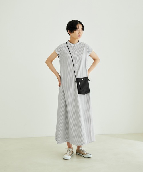 SALON adam et rope'（サロン アダム エ ロペ）の「【WEB限定】バンドカラーストライプフレンチスリーブワンピース（シャツワンピース・レディース・ブラック系その他/ライトグレー/イエロー系その他・FREE）」の6枚目の写真