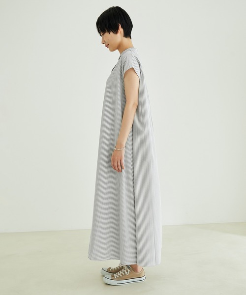 SALON adam et rope'（サロン アダム エ ロペ）の「【WEB限定】バンドカラーストライプフレンチスリーブワンピース（シャツワンピース・レディース・ブラック系その他/ライトグレー/イエロー系その他・FREE）」の11枚目の写真