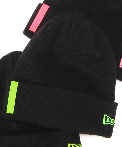 NEW ERA(ニューエラ)の「ニューエラ ニット帽 カフ ネオンカラーテープ(ニットキャップ/ビーニー・メンズ・ブラック系その他/ブラック/ブラック系その他2・FREE)」の1枚目の写真