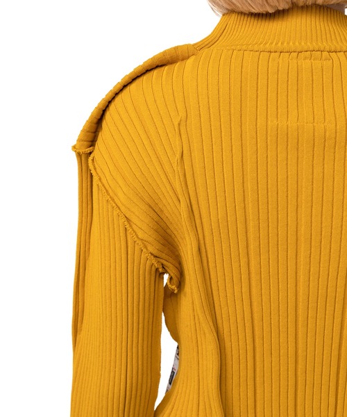 Maison MIHARA YASUHIRO(メゾンミハラヤスヒロ)の「Tucked Pullover(ニット/セーター・レディース・ブラック/イエロー・38/36/40)」の17枚目の写真