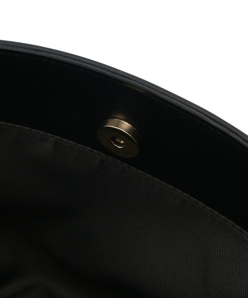 SALON adam et rope'（サロン アダム エ ロペ）の「ラウンドハンドルミドルバッグ（ショルダーバッグ・レディース・ブラック/ダークブラウン/パープル・FREE）」の11枚目の写真