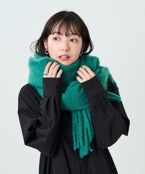 FREAK'S STORE(フリークスストア)の「ボリュームフリンジマフラー(マフラー・レディース・ナチュラル/グリーン/イエロー/ピンク・ONE SIZE)」の3枚目の写真