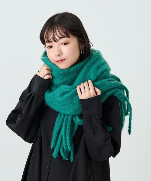 FREAK'S STORE(フリークスストア)の「ボリュームフリンジマフラー(マフラー・レディース・ナチュラル/グリーン/イエロー/ピンク・ONE SIZE)」の12枚目の写真