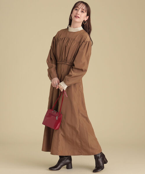 【 新品タグ付 】レイビームス　Ray BEAMS ワンピース Ray BEAMS（レイ ビームス）【別注】Champion / ギャザー