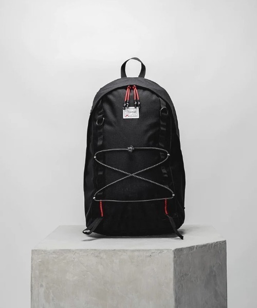 Topologie（トポロジー）の「Topologie/トポロジー/Urbex Daypack アーベックス・デイパック（バックパック/リュック・メンズ・ブラック/グレー・FREE）」の2枚目の写真