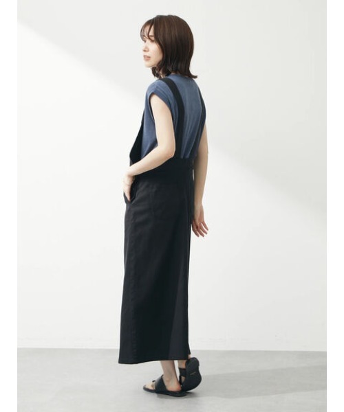 Green　Parks（グリーンパークス）の「ツイル前スリットジャンパースカート（ジャンパースカート・レディース・ベージュ/ブラック・FREE）」の22枚目の写真