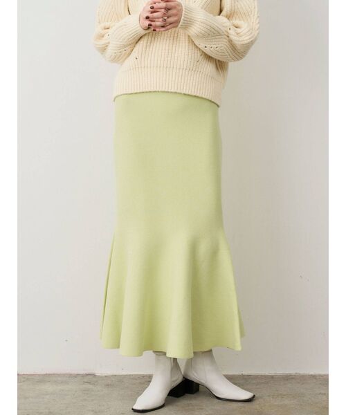 ELENDEEK（エレンディーク）の「フォーミーマーメイドニットスカート（スカート・レディース・ブラック/ライム/ライトベージュ・02/01）」の3枚目の写真