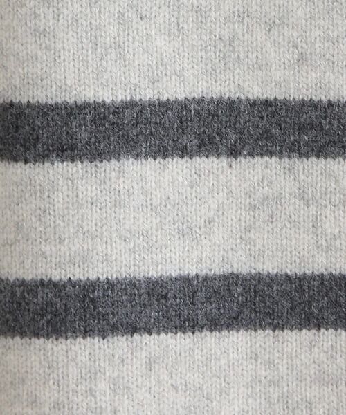 【otonaMUSE12月号掲載/佐田真由美さん着用】ウールカシミヤVネックニット