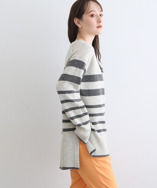 【otonaMUSE12月号掲載/佐田真由美さん着用】ウールカシミヤVネックニット