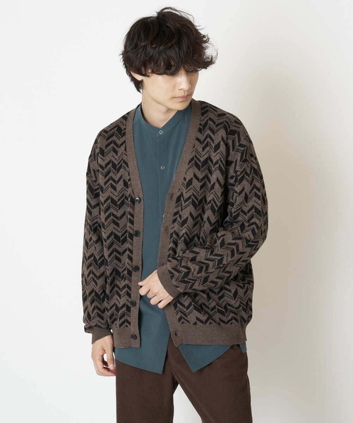 a.v.v（アーヴェヴェ）の「ジャカードワイドシルエットカーディガン（カーディガン/ボレロ・メンズ・グレー/ライトブラウン・46/48/50）」の13枚目の写真