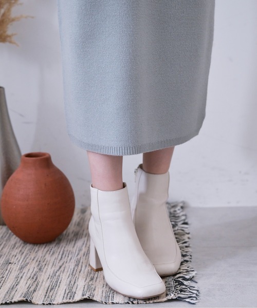FREE'S MART（フリーズマート）の「フレアヒールブーツ（ブーツ・レディース・ブラック/ホワイト・MEDIUM/SMALL）」の8枚目の写真