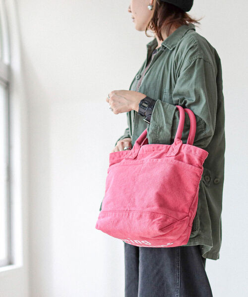 B:MING by BEAMS（ビーミングバイビームス）の「B:MING by BEAMS / 製品染 CANVAS TOTE BAG（トートバッグ・メンズ・ネイビー/レッド/ブルー/カーキ・ONE SIZE）」の17枚目の写真