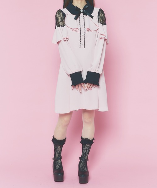 WEGO(ウィゴー)の「WEGO/【一部店限定】肩空きフリルワンピース(ワンピース・レディース・ブラック/ピンク・FREE)」の7枚目の写真