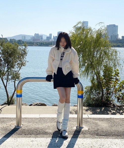 by muni:r(バイ ムニール)の「無地ロングニットスマホ対応手袋(手袋・レディース・グレー/アイボリー/ブラック/グリーン/ピンク/レッド・ONE SIZE)」の18枚目の写真