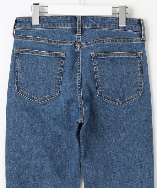 J.PRESS(ジェイプレス)の「【洗える】BASIC STRETCH DENIM ストレート パンツ(デニムパンツ・レディース・ホワイト系/ブラック系/ネイビー系/ダルブルー系・T13/T15/T17)」の9枚目の写真
