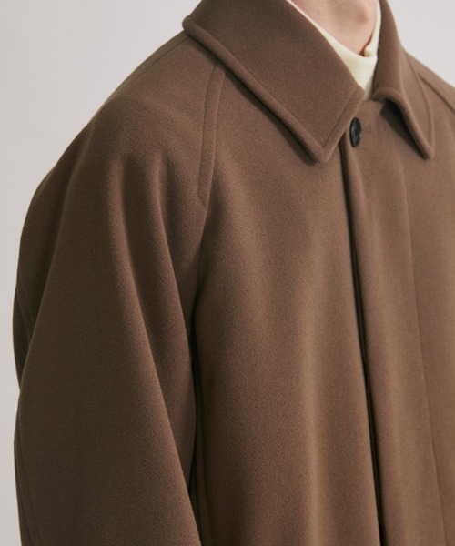 UNITED TOKYO(ユナイテッドトウキョウ)の「メルトンジャージ ミドルステンカラーコート(ステンカラーコート・メンズ・ブラック/グレイッシュベージュ・1/2/3)」の12枚目の写真