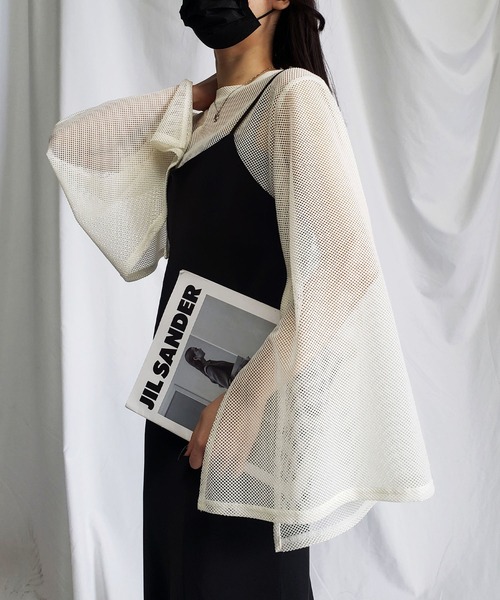 me+em select(ミームセレクト)の「ワイドスリーブスリットメッシュブラウス(シャツ/ブラウス・レディース・ブラック/ピンク/アイボリー・FREE)」の4枚目の写真