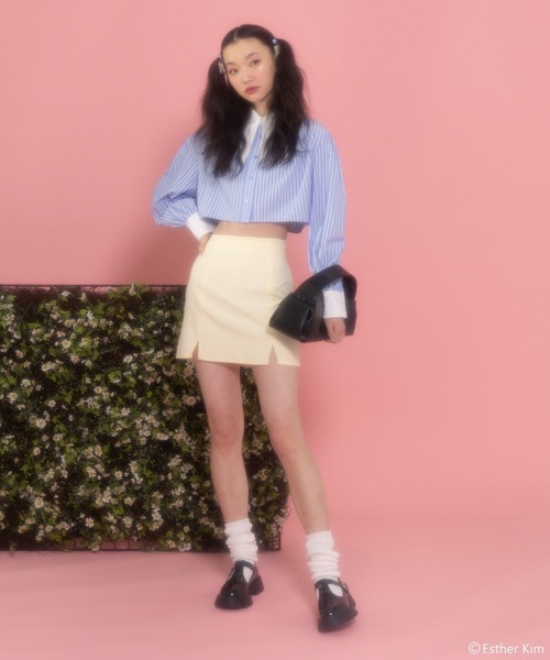 Heather(ヘザー)の「Esther Kim×Heather ロゴ刺繍SOX 184618(ソックス/靴下・レディース・オフホワイト/ブラック・ONE SIZE)」の5枚目の写真