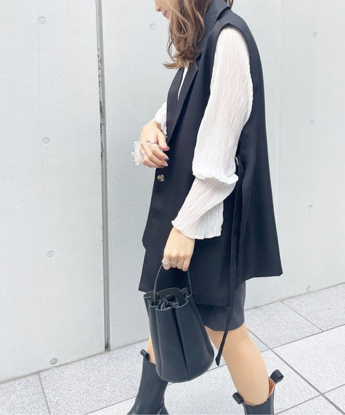 StyleSea（スタイルシー）の「サイドオープンベスト（ベスト・レディース・ブラック/アイボリー/ベージュ・MEDIUM）」の15枚目の写真