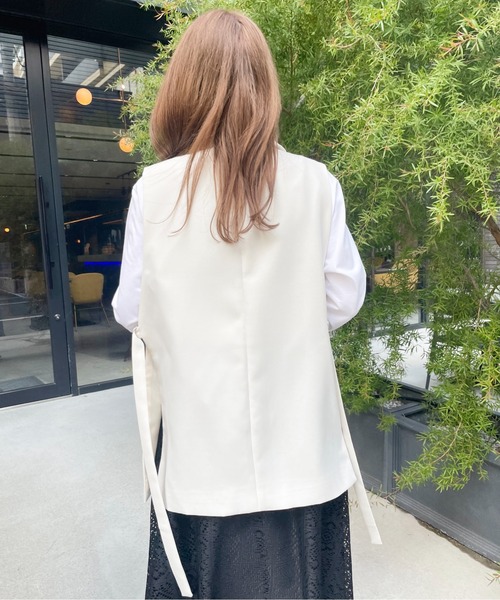 StyleSea（スタイルシー）の「サイドオープンベスト（ベスト・レディース・ブラック/アイボリー/ベージュ・MEDIUM）」の7枚目の写真